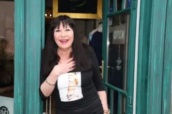 Usmívající se Dáda Patrasová.
