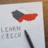 Kvízy a diktáty mohou ke zlepšení české gramatiky přispět