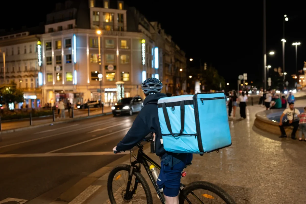 shutterstock_2643339551-2