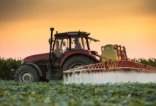 Postřik pesticidy u velkopěstitele