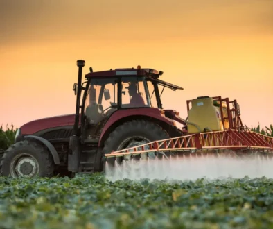 Postřik pesticidy u velkopěstitele