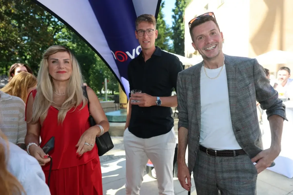 Lidé na akci televize Nova.