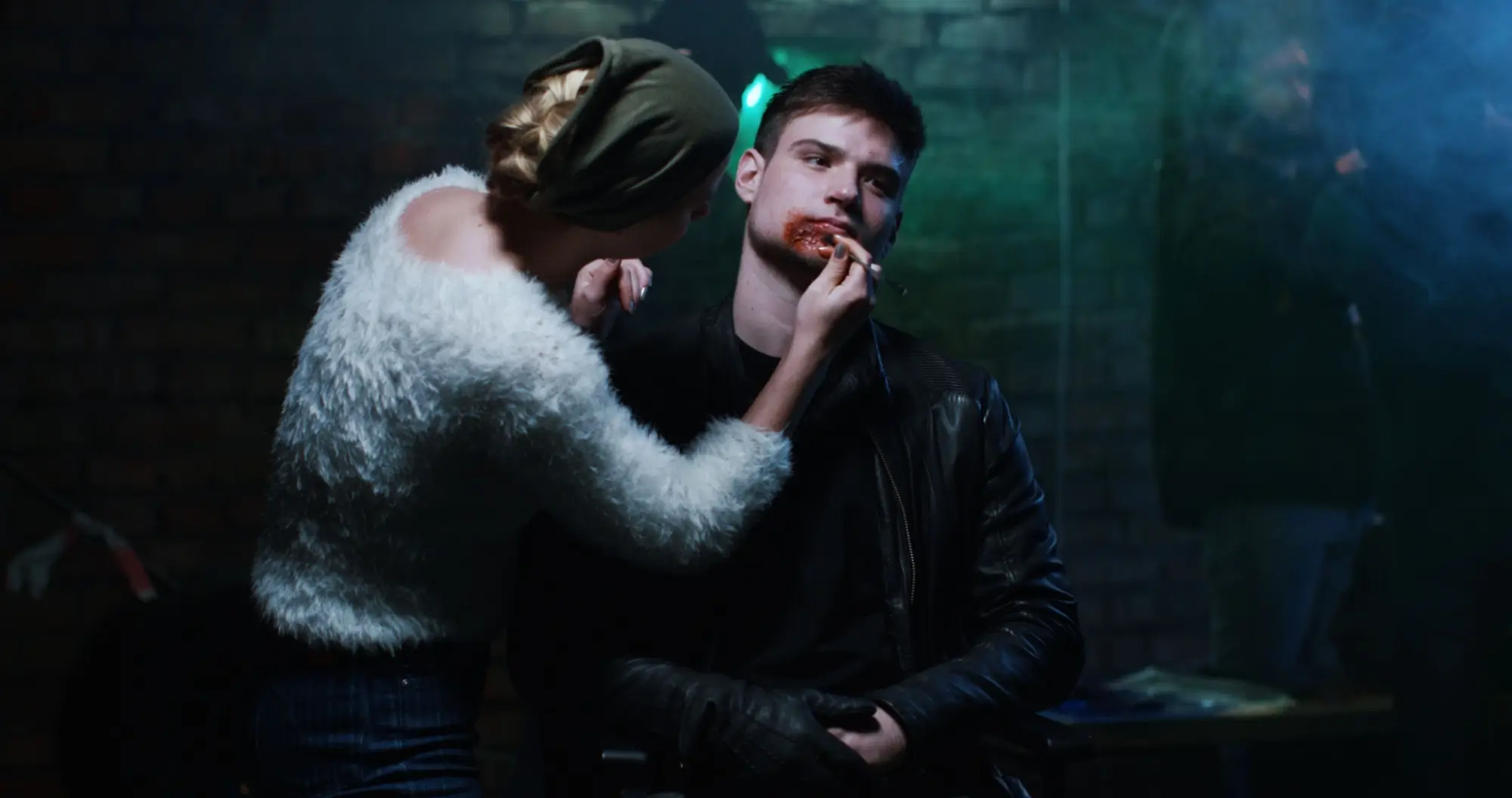 Práce uměleckého maskéra | TVGURU.cz Práce uměleckého maskéra