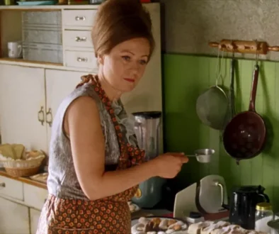 Simona Stašová hrající ve filmu Pelíšky.