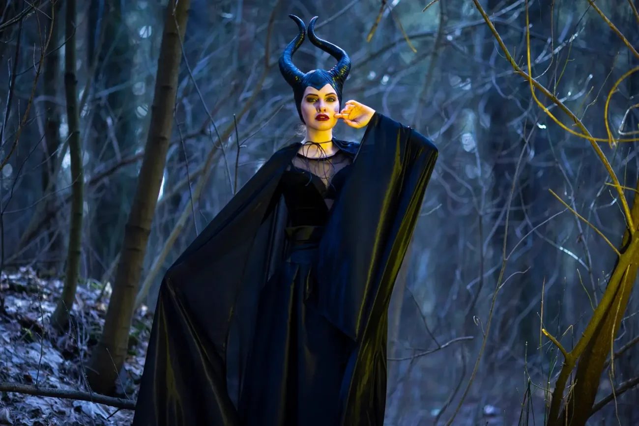 Zloba (anglický název Maleficent) 