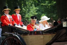 Král Charles III. s manželkou Camillou