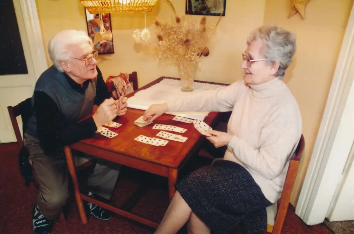 Herec vzpomínající na staré časy.