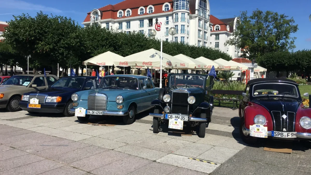 Baltské moře a hotel naproti