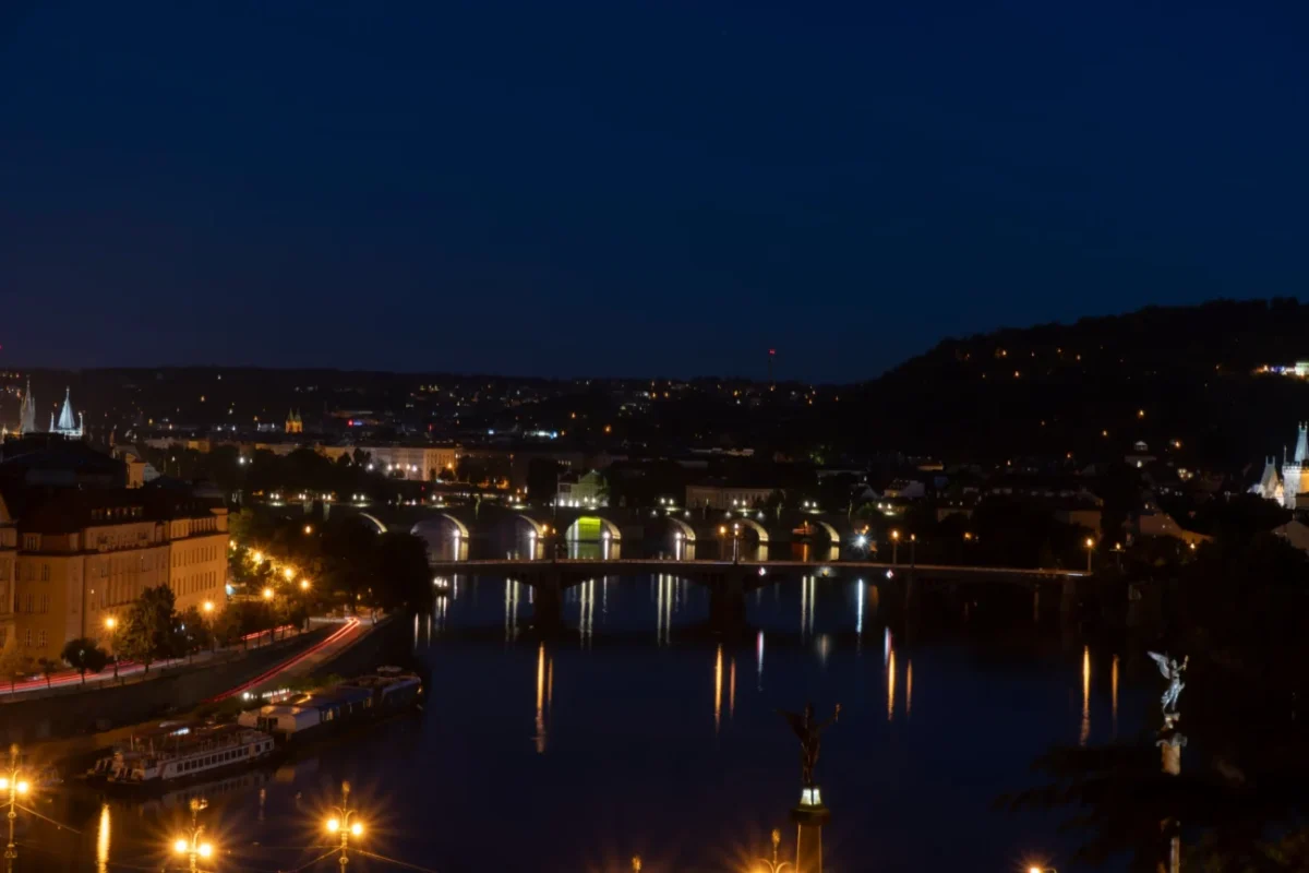 shutterstock_1793454055-2