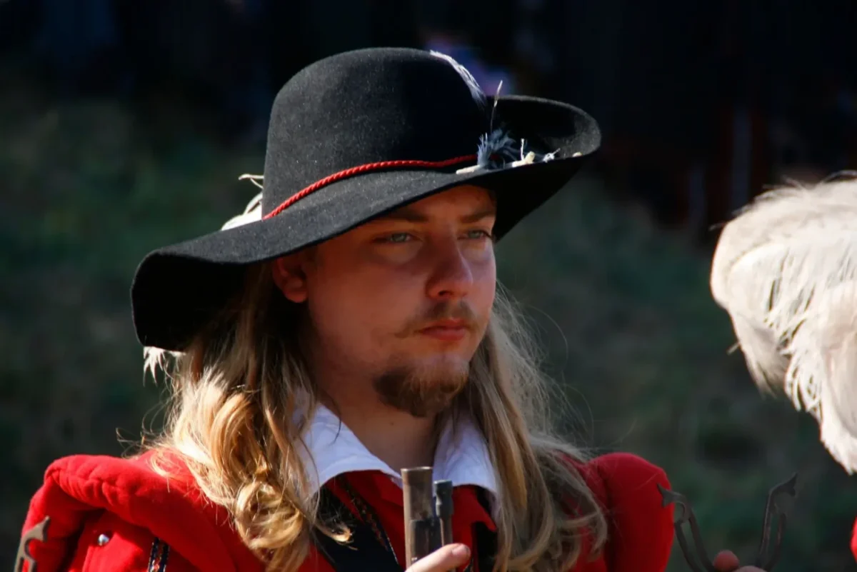 mušketýr v klobouku