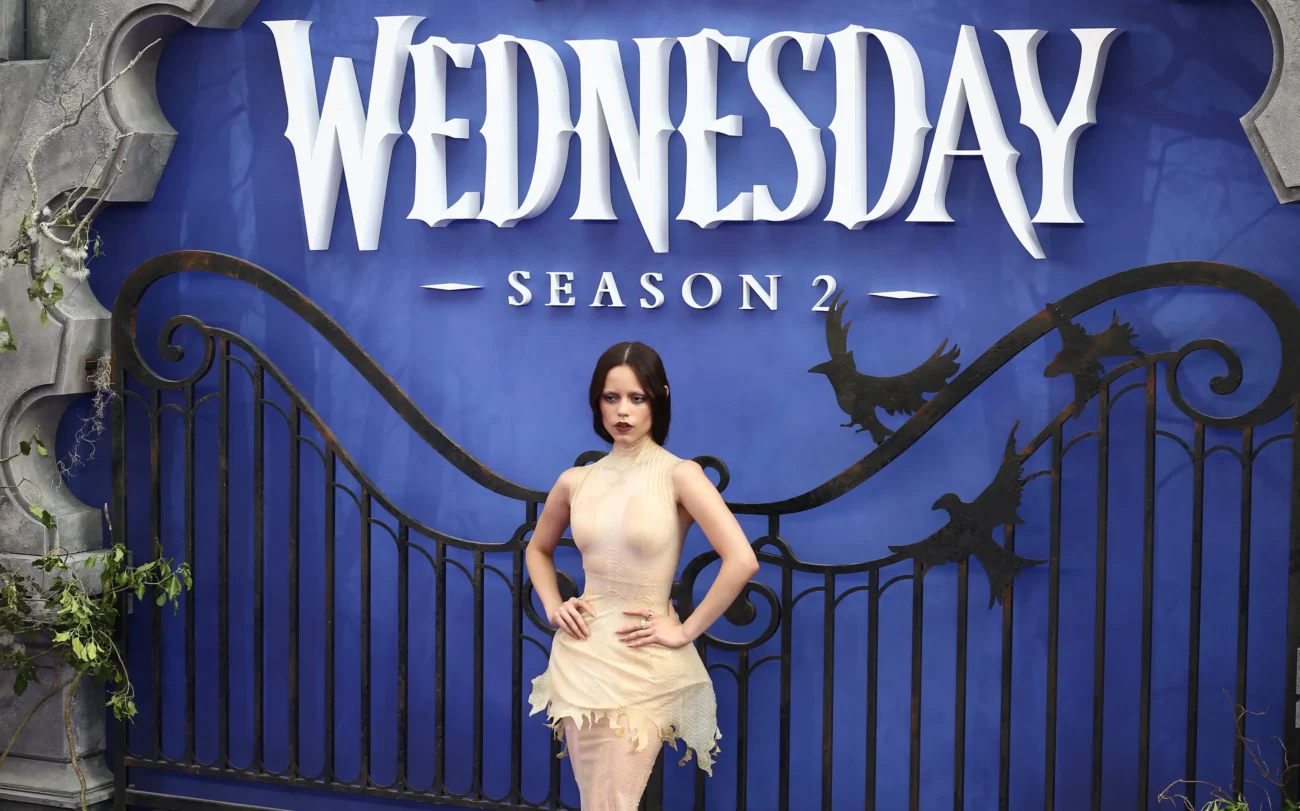 shutterstock_2660234541-2 | TVGURU.cz Jenna Ortega na premiéře Wednesday 2.