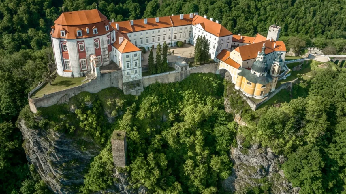 Pohled na zámek Vranov nad Dyjí