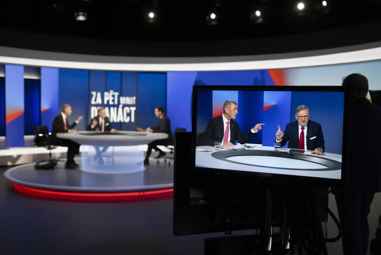 profimedia-0830249400-min | TVGURU.cz televizní studio s kamerou