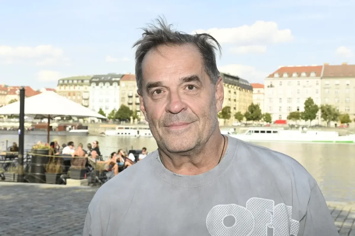 Setkání s herci nového seriálu televize Prima – Polabí proběhlo 20. 8. 2025 v kavárně Dílna na pražské Smíchovské náplavce.