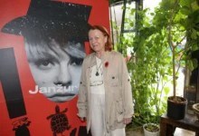 Usmívající se Iva Janžurová.