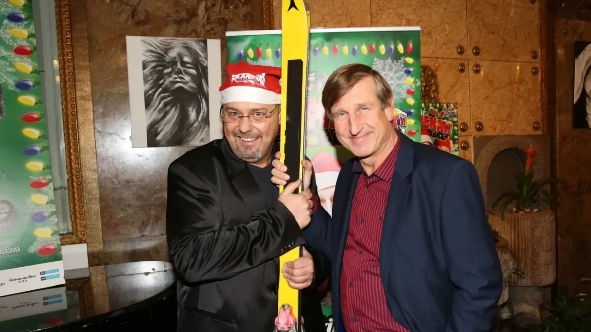 Herci na premiéře filmu Vánoční Kameňák.