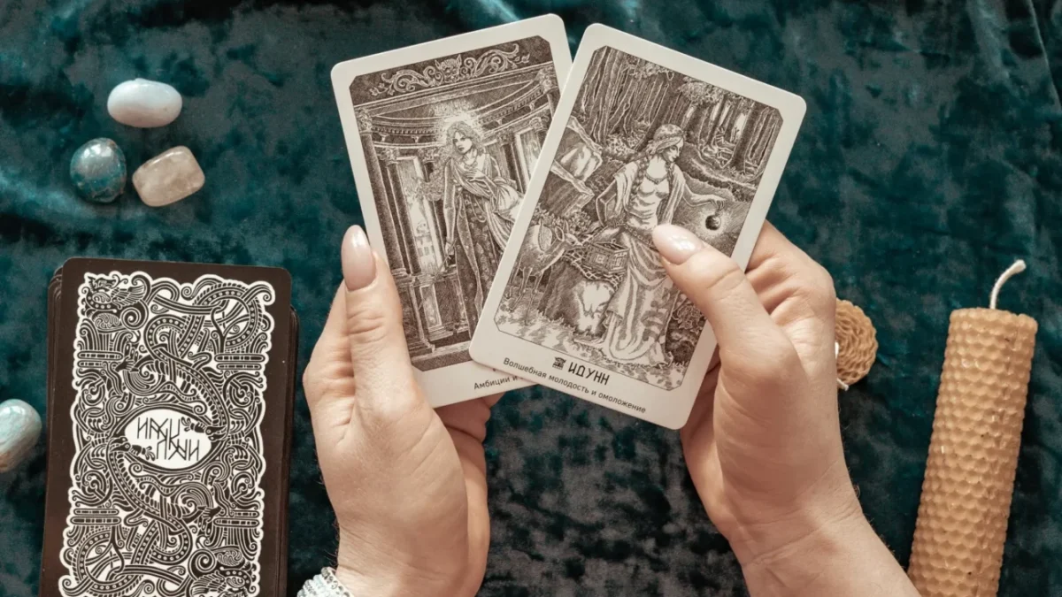 Tarot.