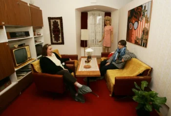 Obývací pokoj z osmdesátek.