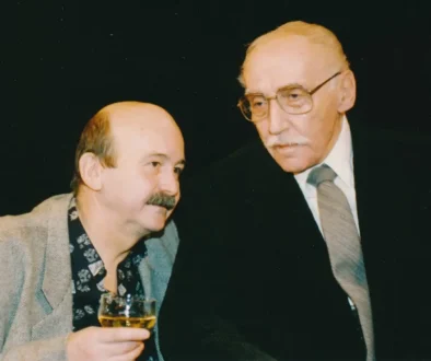 Miloš Kopecký a Tomáš Sláma sedí vedle sebe