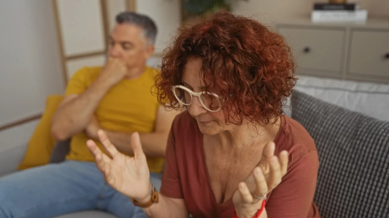 Manipulátor snadno zvládne svést vinu na druhé Zdroj: Shutterstock | TVGURU.cz Žena hádající se s mužem.