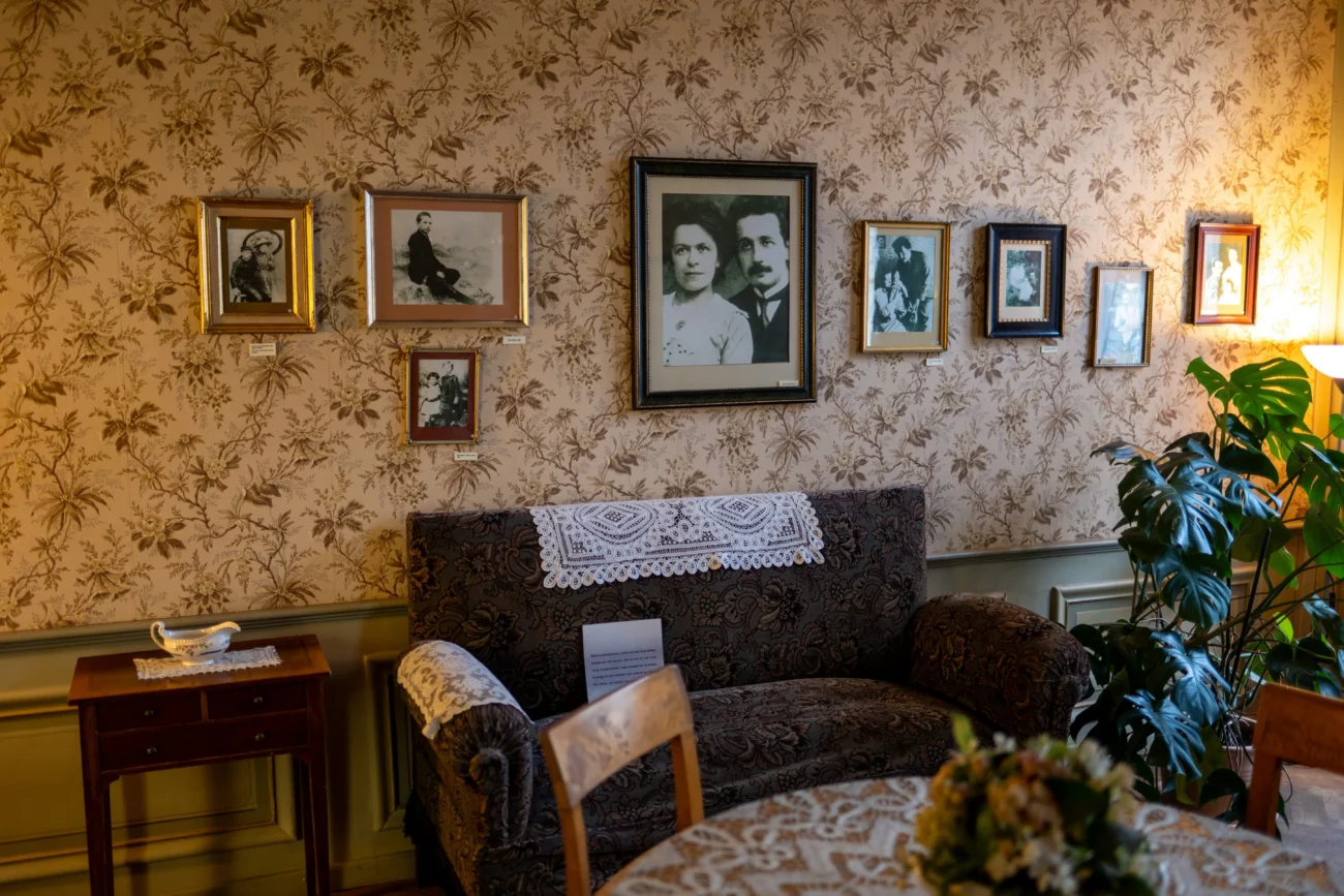 Mnohé se o Einsteinovi dozvíte i v jeho muzeu. Zdroj: Shutterstock | TVGURU.cz Muzeum Alberta Einsteina.
