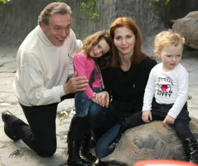Ivana Gottová, Charlotte Ella Gottová, Nelly Sofie Gottová, Karel Gott Dvě želvy obrovské se 14. 2. 2010 křtily v pražské zoo.