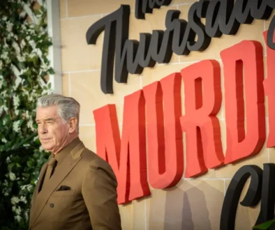 Pierce Brosnan na premiéře.