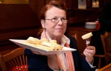 Iva Janžurová se zdá být při chuti