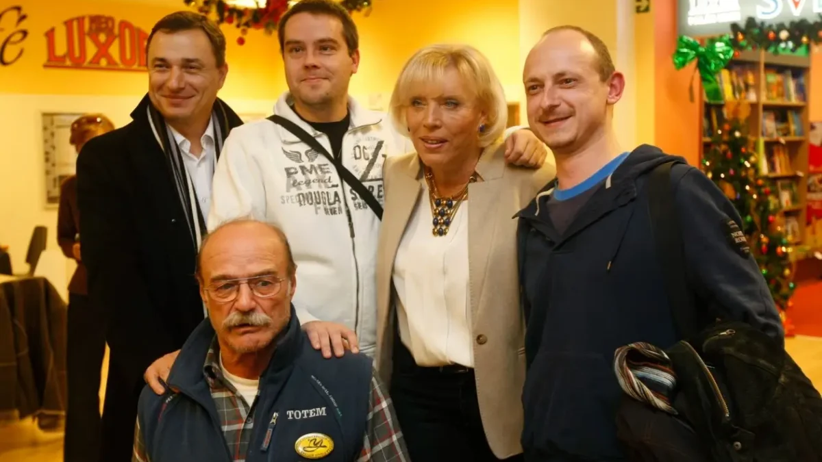 Herci z filmu S tebou mě baví svět.