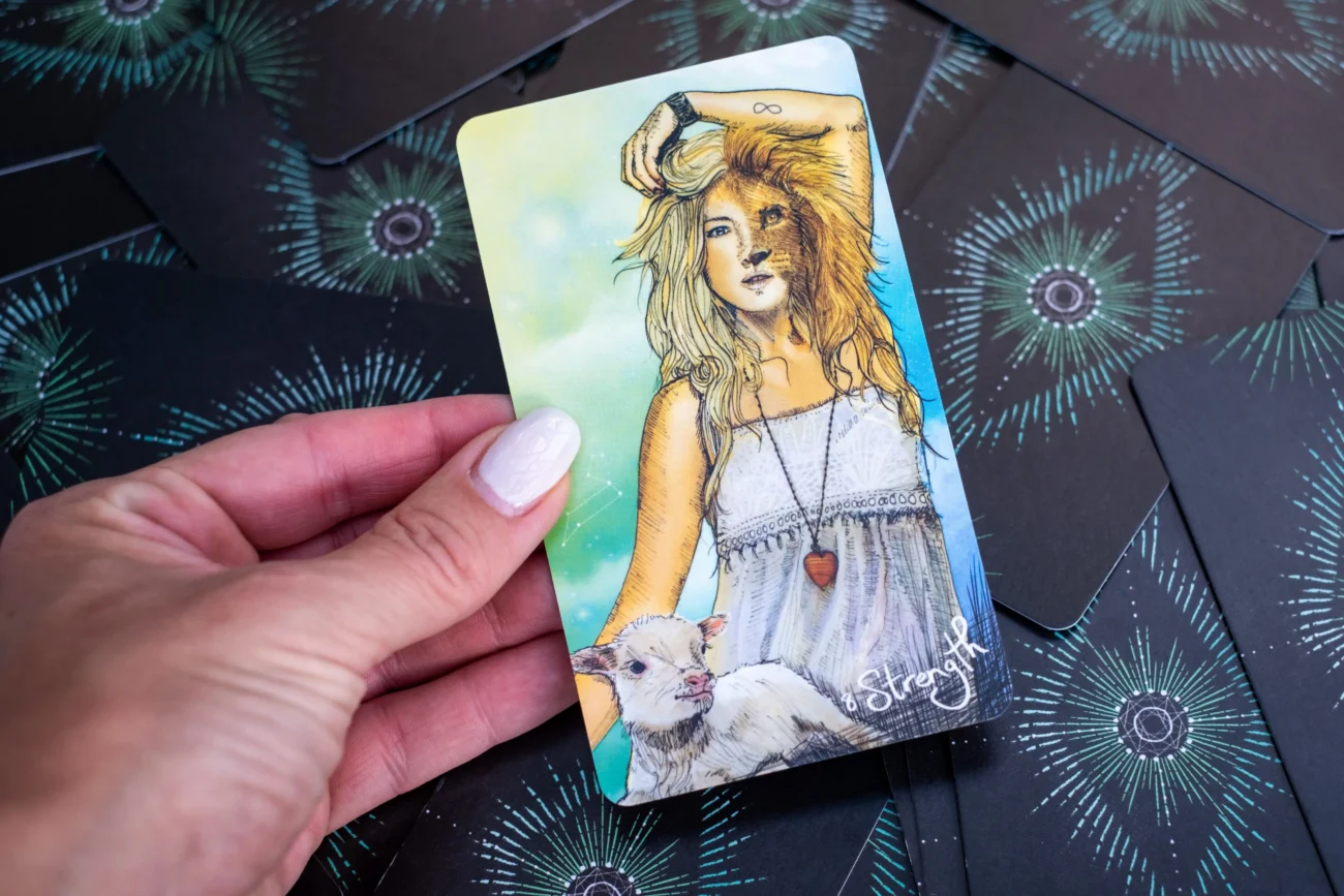 shutterstock_2663647479 2 | TVGURU.cz Tarot.