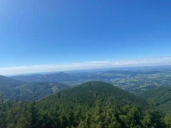 výhled na hory v Česku