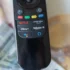 ovladač na televizi