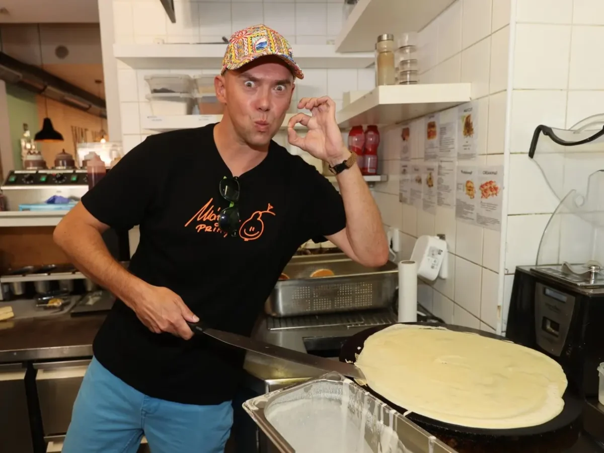 Láďa Hruška vaří.