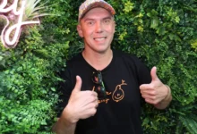 Setkání s influencery a dalšími známými osobnostmi proběhlo 14. 8. 2024 v bistru Waf-Waf na pražské Letné.