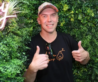 Setkání s influencery a dalšími známými osobnostmi proběhlo 14. 8. 2024 v bistru Waf-Waf na pražské Letné.
