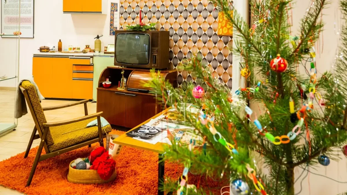 Retro pokoj o Vánocích.