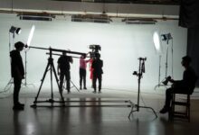 štáb při natáčení