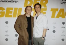 herci z filmu Cihla na premiéře