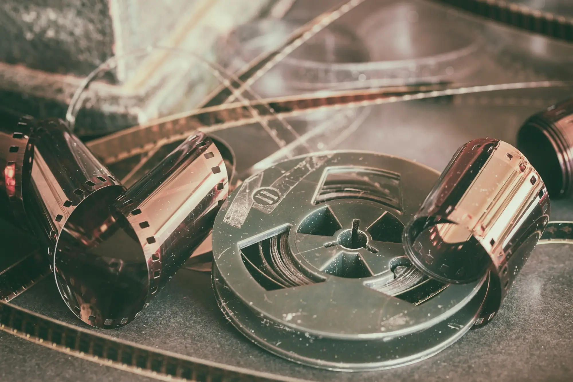Tehdejší filmový pás | TVGURU.cz Tehdejší filmový pás