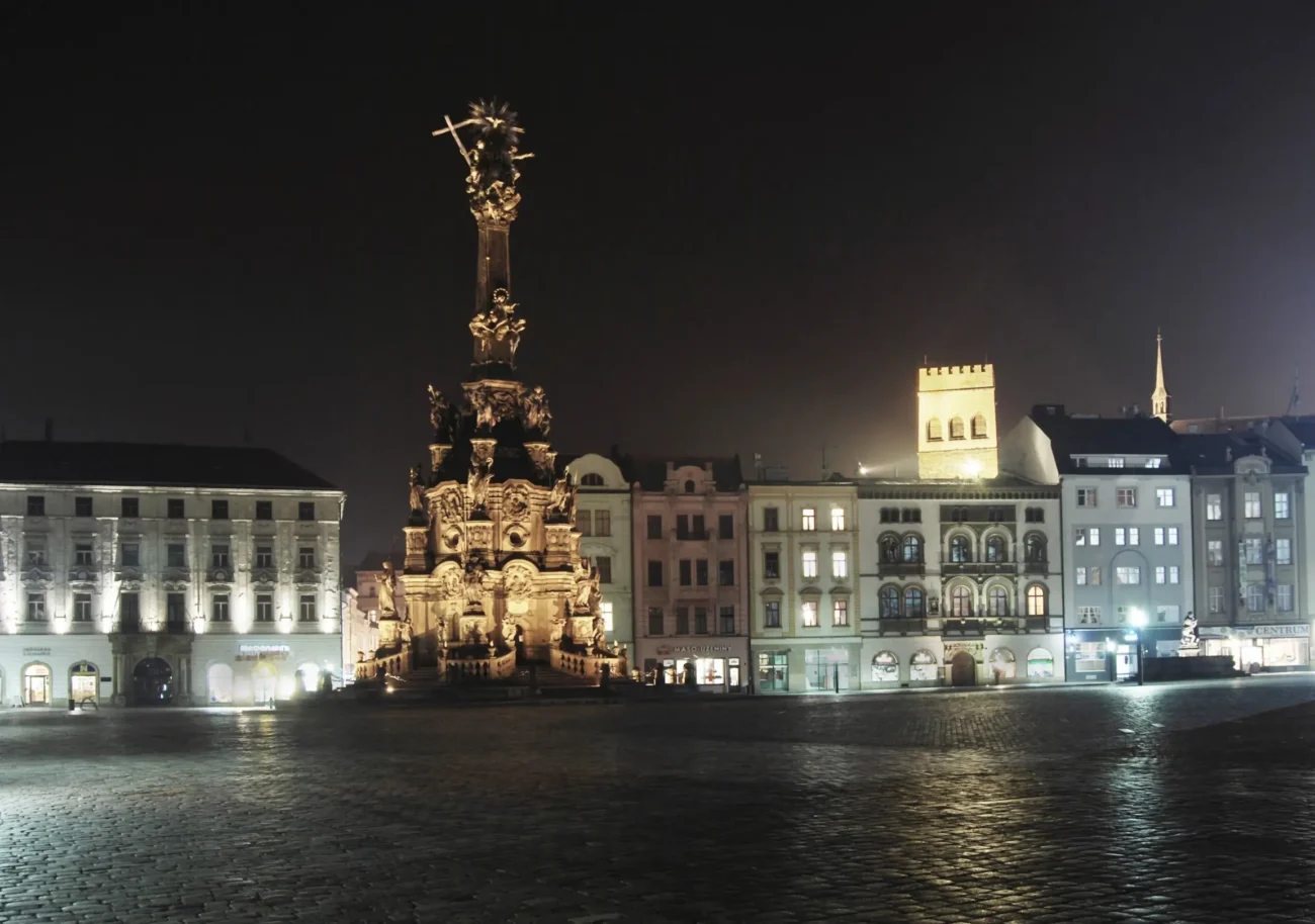 Olomouc v noci.