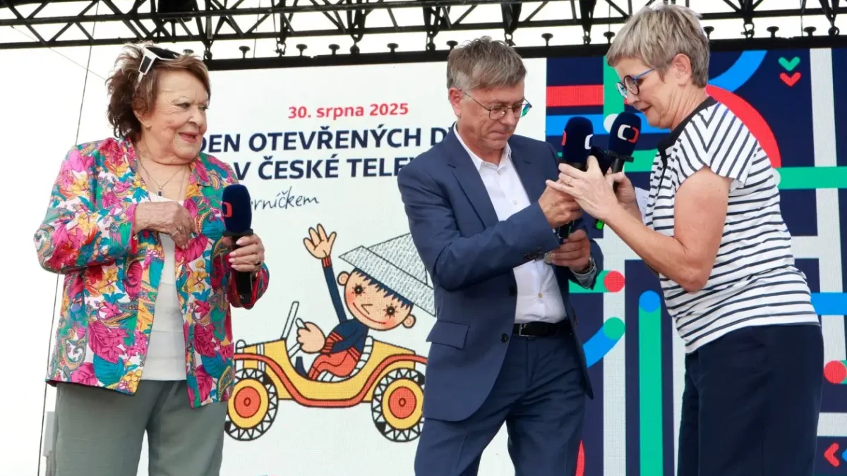 Jiřina Bohdalová s ředitelem ČT.