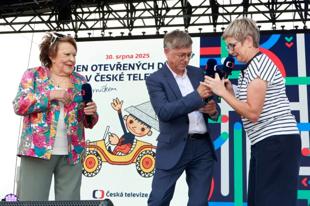Jiřina Bohdalová s ředitelem ČT.