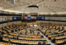 vnitřní pohled do evropského parlamentu v Bruselu