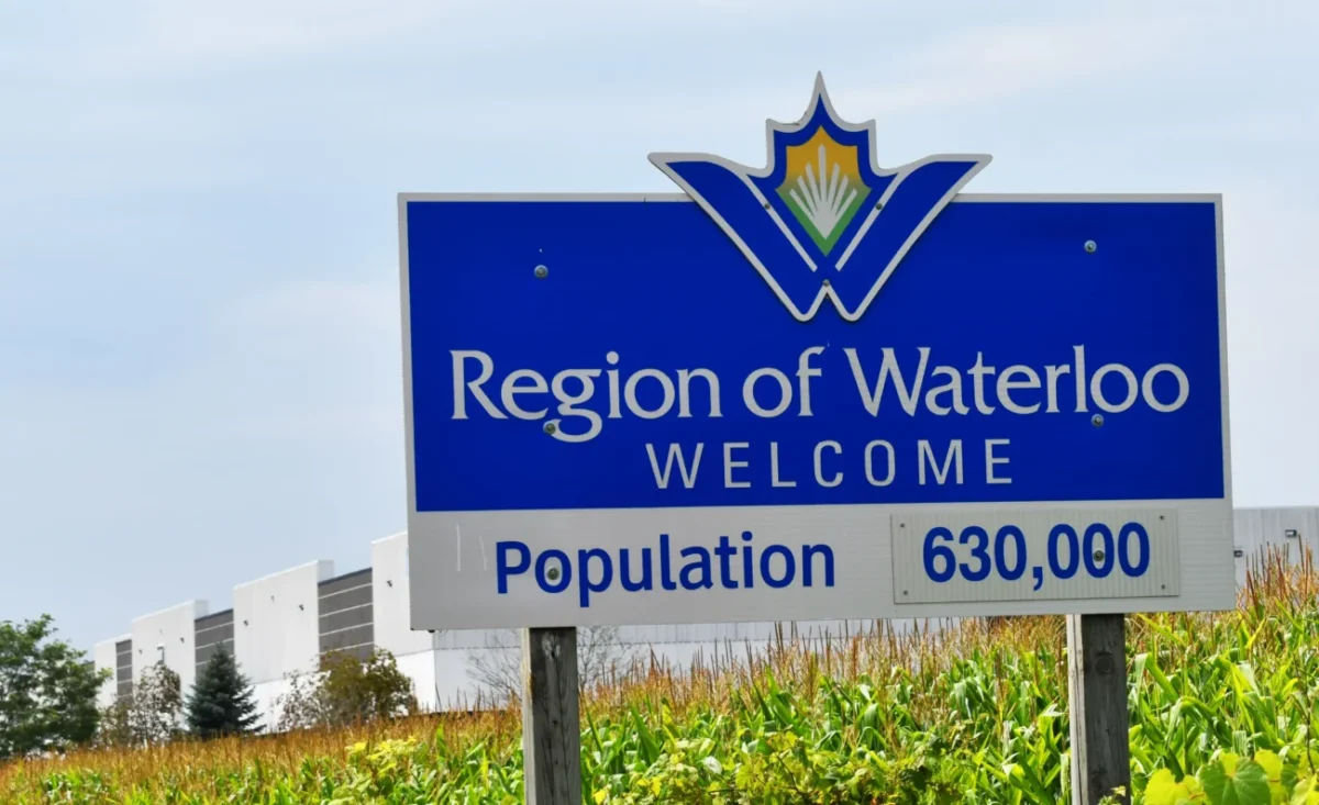 cedule s názvem města