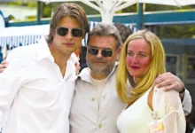 Skladatel Karel Svoboda s rodinou.