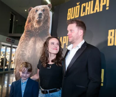 Herci z filmu Buď chlap na premiéře
