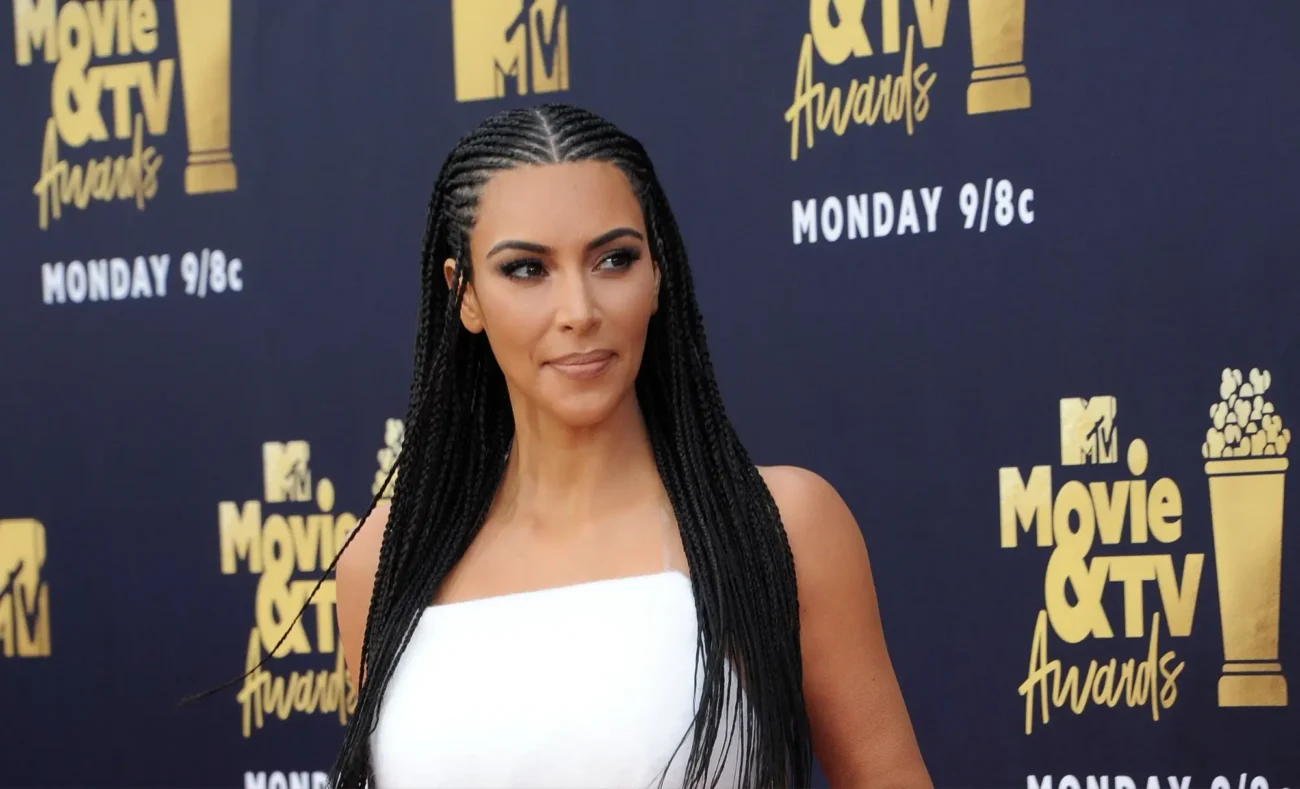 kimMTV awards | TVGURU.cz Kim Kardashian na MTV awards