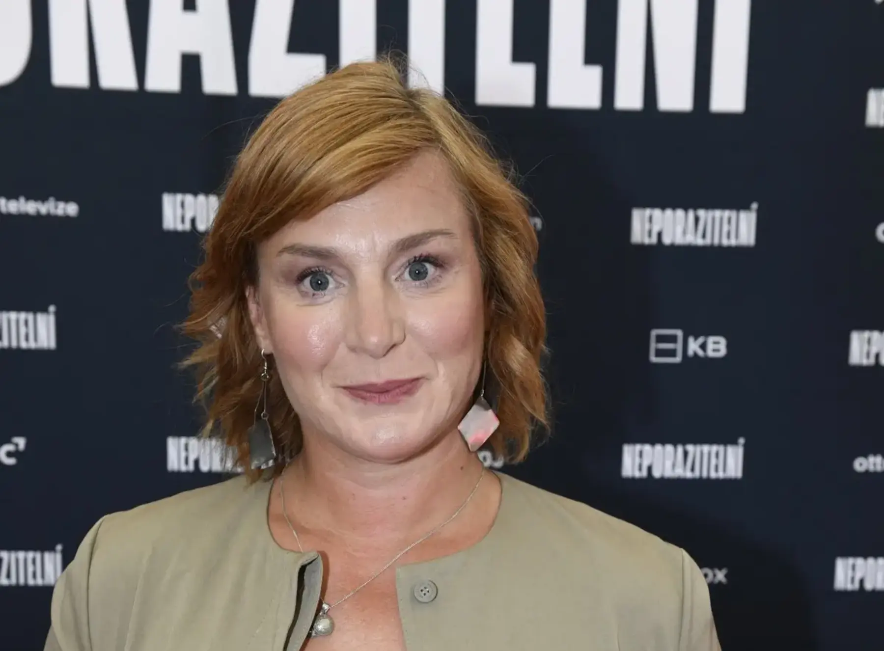 I Lenka Krobotová si ve filmu Neporazitelní zahrála | TVGURU.cz I Lenka Krobotová si ve filmu Neporazitelní zahrála