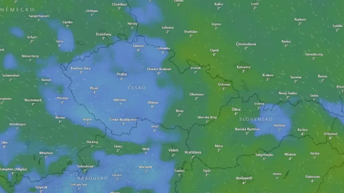 meteorologická mapa z portálu windy.com ukazuje studenou frontu nad českou republikou