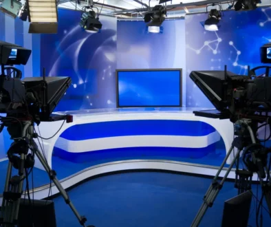 shutterstock_94783030 1 Prázdné televizní studio.